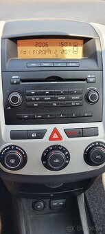 Kia Ceed 1.6 92kw 2009, červená metalíza - 8