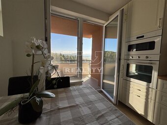 NA PRENÁJOM 2 IZBOVÝ BYT 63 M2 S BALKÓNOM A PARKOVACÍM... - 8