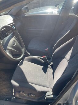 Predam Kia Rio - 8