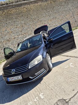 VOLKSWAGEN PASSAT B7 - 8