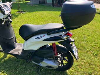 PREDAM SKUTER PIAGGIO LIBERTY 125 ABS - 8