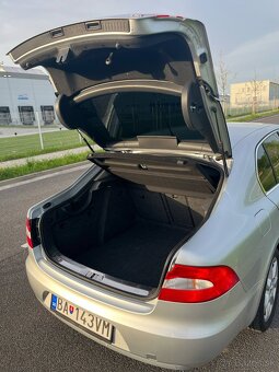 ŠKODA SUPERB 2 1.8 TSI 118KW SEDAN - 8