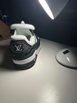 LV trainer topánky čierno biele 44 - 8