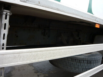 IVECO STRALIS AD 190 S31 CHLADÁK+ČELO - 8