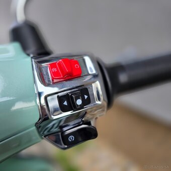 Vespa Primavera 125 - 8