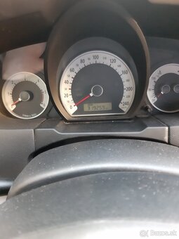 Kia ceed  1.6.crdi - 8