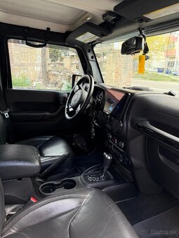 Jeep wrangler 3.6 - 8