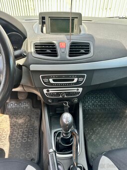 Renault Fluence 1.5, 2011 - 8