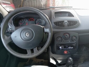 Renault Clio 1.2 rv.2009 Kúpený v SR - 8