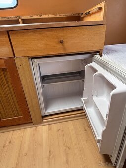Predám karavan Sport Jacht - 8