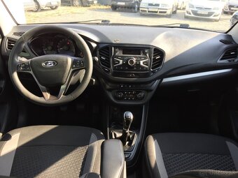 Lada Vesta 1.6 16V MPI Luxe  4 900 € - 8