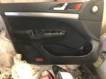 Skoda octavia 2 combi facelift 1.6tdi - 8