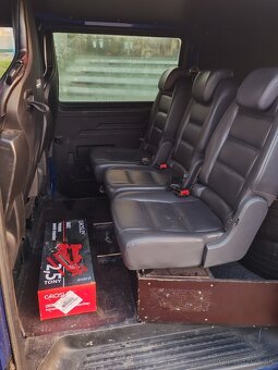 Volkswagen Transporter T5 - 8