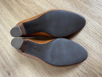 Hnedé lodičky Ecco, veľ.36 - 8
