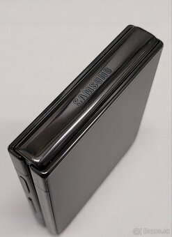 Samsung Galaxy Z Flip 4 - Čierny - 8