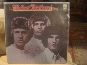 LP YES J.STARSHIP HOLLIES ACDC ACCEPT STEPPENWOLF QUEEN - 8