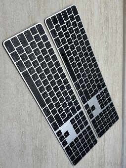 Apple Magic Keyboard Touch ID with Numeric Keypad - 8