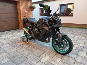 Yamaha MT09 - 8