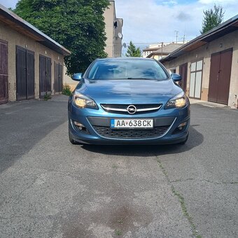 Opel Astra 1.4 turbo 103kw - 8