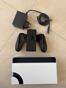 Nintendo Switch Oled + Prislušentvo a Hry - 8