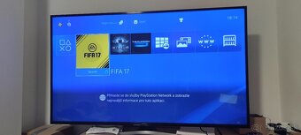PS4 500GB + ovládač + 2x hra - 8