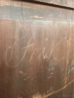 stará vysoká rohová komoda - 8