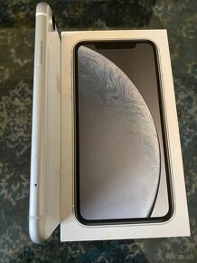 Apple iPhone XR 64gb White+AirPods Pro - 8