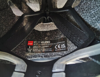 Nová cyklistická prilba MET VELENO - XC / MTB - 8