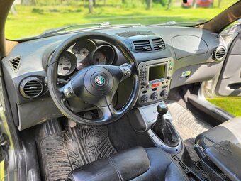 Alfa romeo GT cupe 110kw jtd top stav - 8