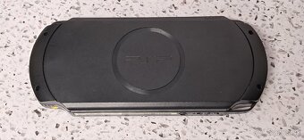 PSP + ADAPTER + 2GB CARD / PSP-E1004 PLAYSTATION PORTABLE - 8