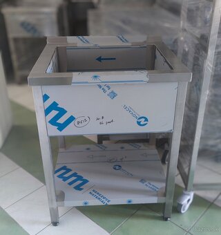 Nerezový drez, jednodrez, dvojdrez, výlevka, umývadlo - 8