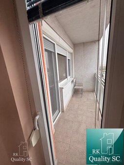 SENEC - NA PREDAJ 2 izbový byt s vlastným parkovaním, pri St - 8