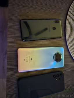 Predam tieto mobilne telefiny - 8