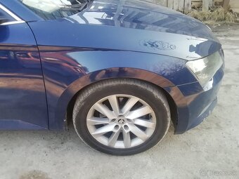 Rozpredám škoda superb 3 sedan 2,0 tdi 110 kw - 8