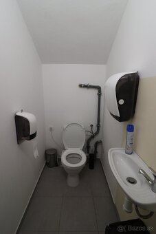 Na prenájom ponúkame kancelárske priestory v Piešťanoch - 8