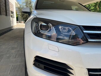 VW Touareg 4.2 TDI V8 250kW EXCLUSIVE Panorama ACC WEBASTO - 8