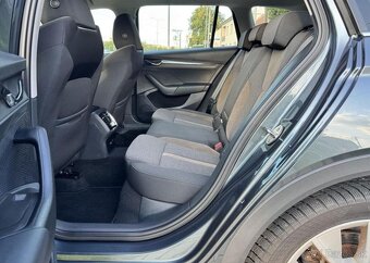 Škoda Octavia SCOUT 2.0 TDI DSG COMBI nafta automat 147 kw - 8