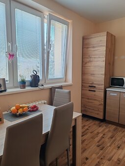 3 - izbový moderný byt s klímou Brezová pod Bradlom - 8