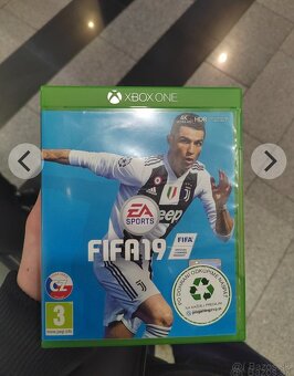 Predám Xbox One 500GB - 8