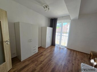 NA PRENÁJOM priestranný 98m2 byt Mierová Piešťany - 8