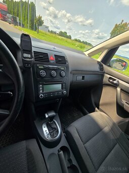 Predam Volkswagen touran 1.9 tdi dsg - 8