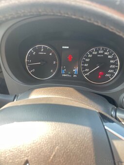 Mitsubishi Outlander 2.2 DI-D 4WD, 7-miestny, 2015 - 8
