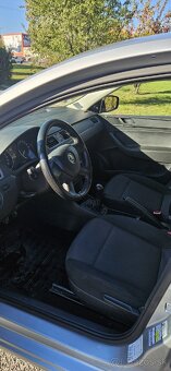 Škoda RAPID 1.4_66kW_2015 - 8