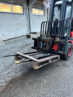 Paletové vidlice na báger - 8