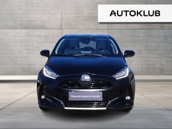 Toyota Yaris EXECUTIVE + VIP - 8
