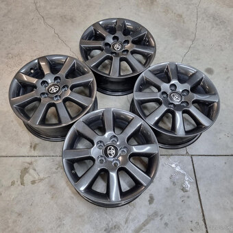 TOYOTA disky 5x114,3 R16 6,5J ET45 - 8