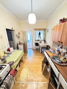 Dom s veľkým pozemkom Prašice - 8