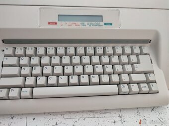 Olympia Carrera de luxe písací stroj - 8
