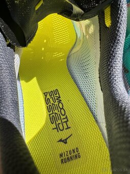 Bezecke tenisky Mizuno Wave Rebellion Pro - 8