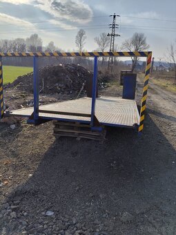 Kontajnerovy nosič, vyklapac - 8